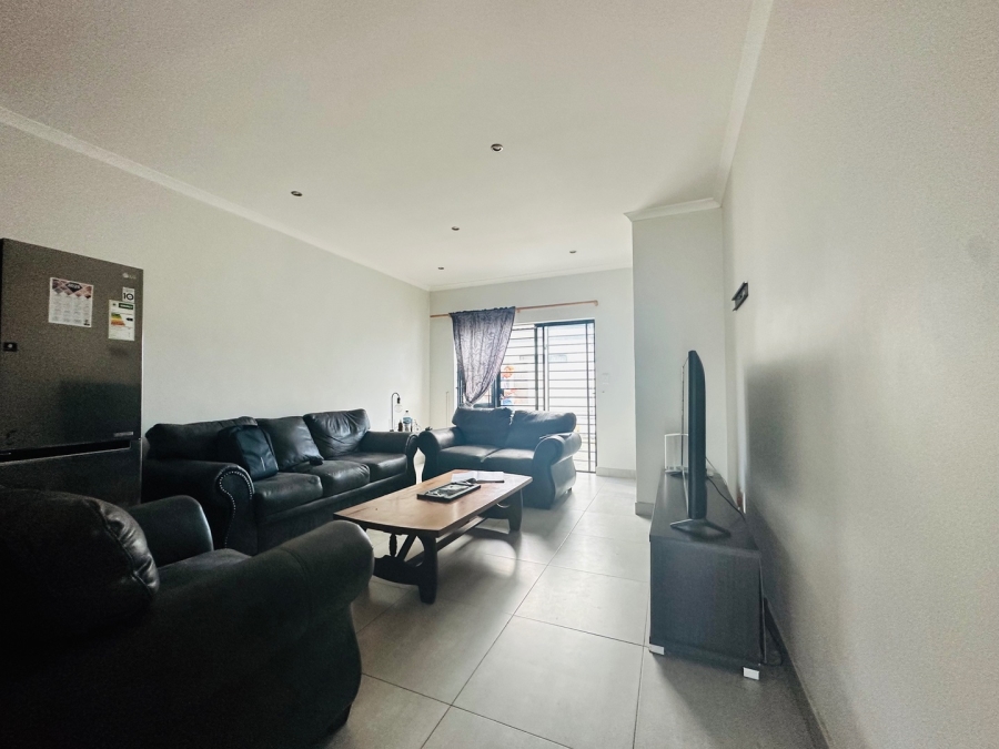 3 Bedroom Property for Sale in Table View Western Cape